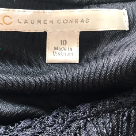 Dress - Picture 5 of 5